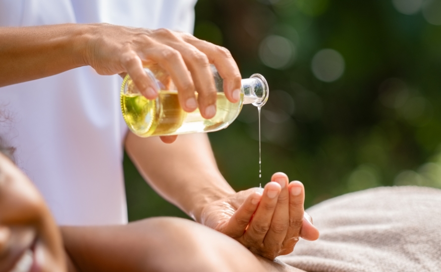 _Olive Oil Massage