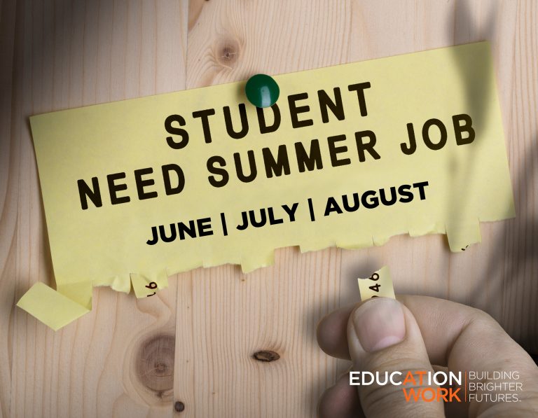How to find a summer job as a student?
