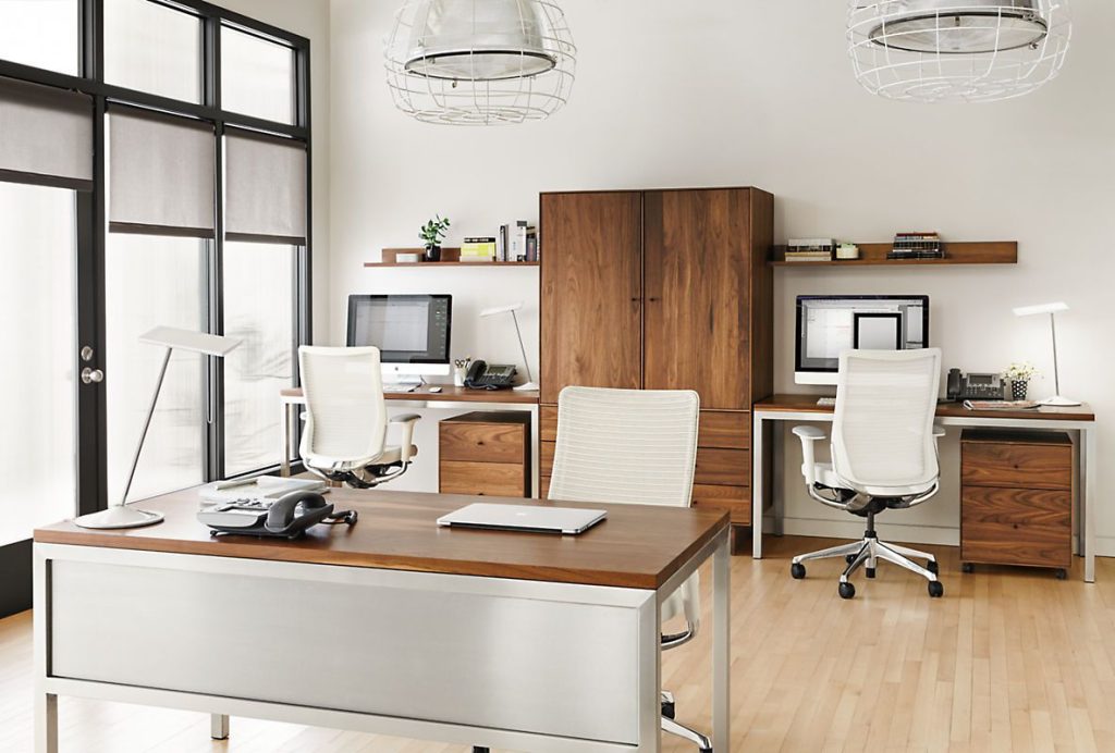 Creating a Modern and Functional Office Furniture in UAE